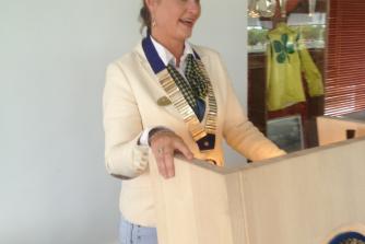 Charlotte, vores 1. kvindelige præsident. Rotaryåret 2014-15